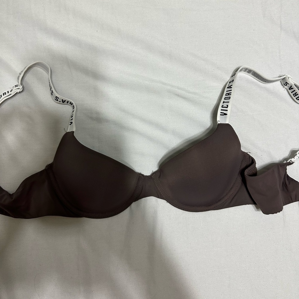 victoria secret bras ALL SOLD TOGETHER